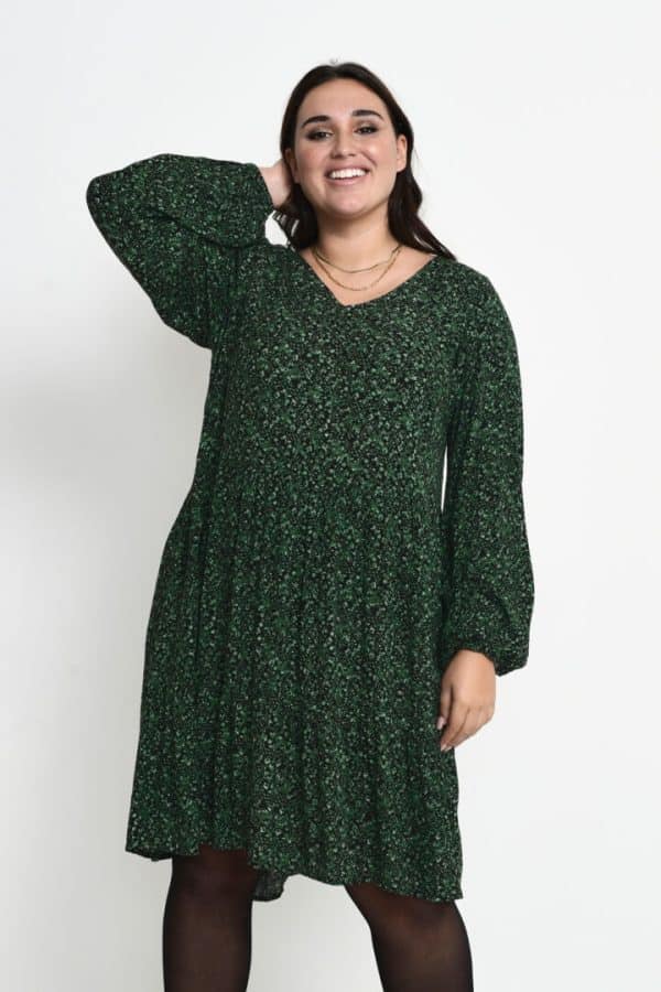 Skøn "KCsama" kjole fra Kaffe Curve -Grøn